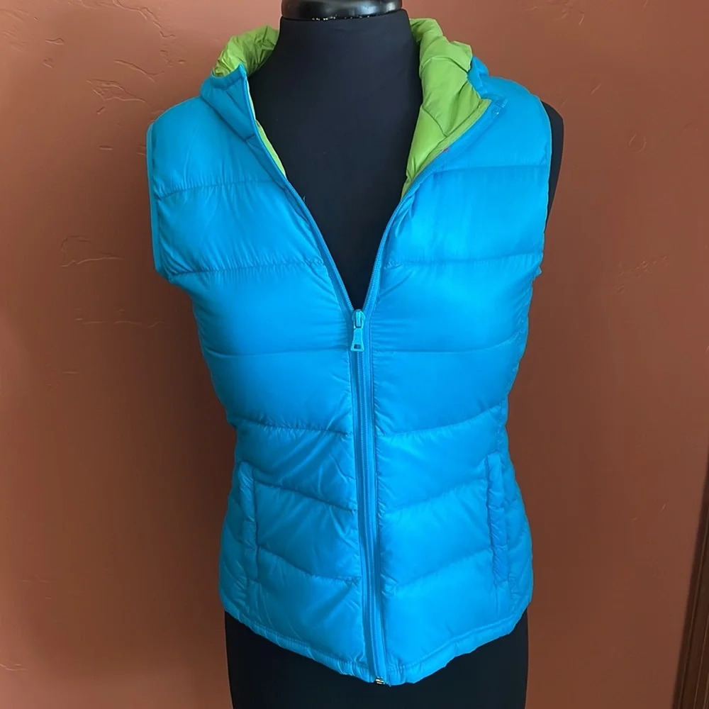 Teal‎ Blue down vest S